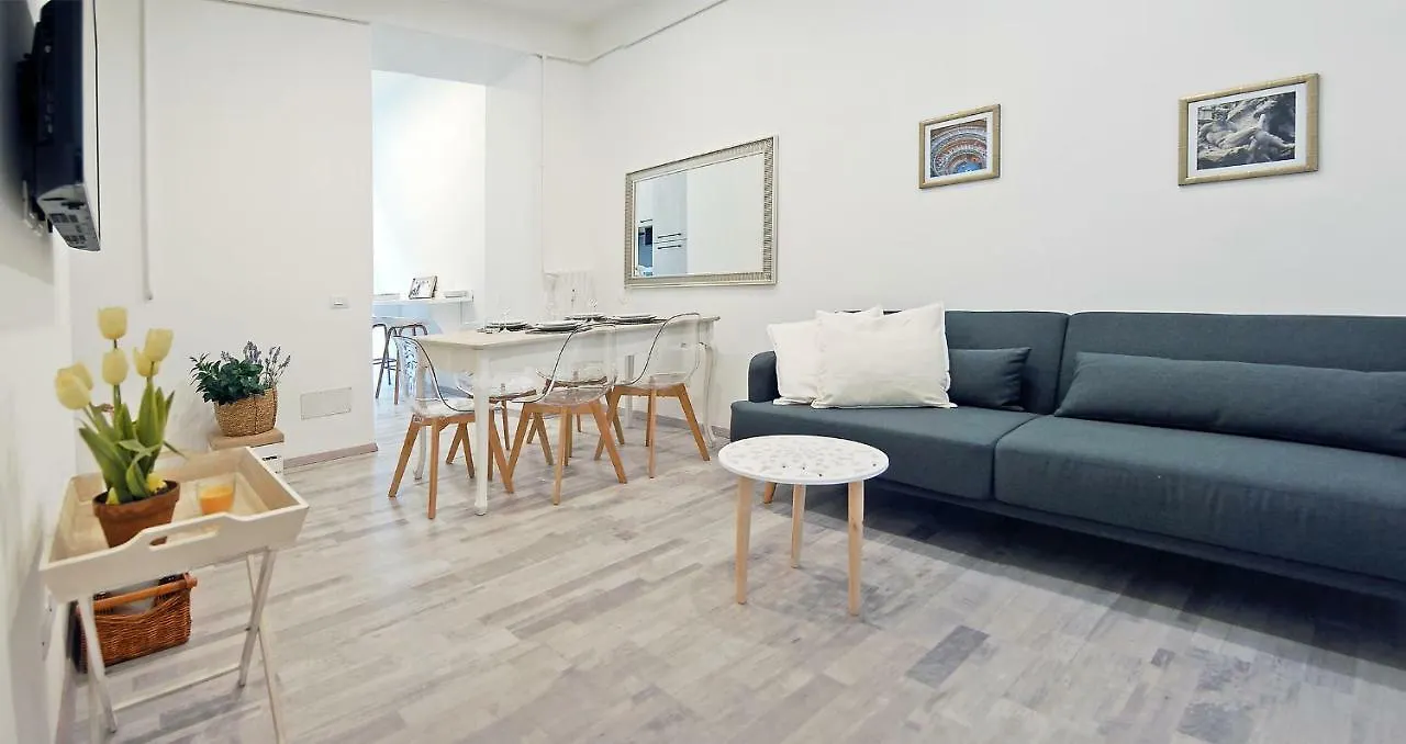 Pompeo Magno White Luxury Apartment Rom