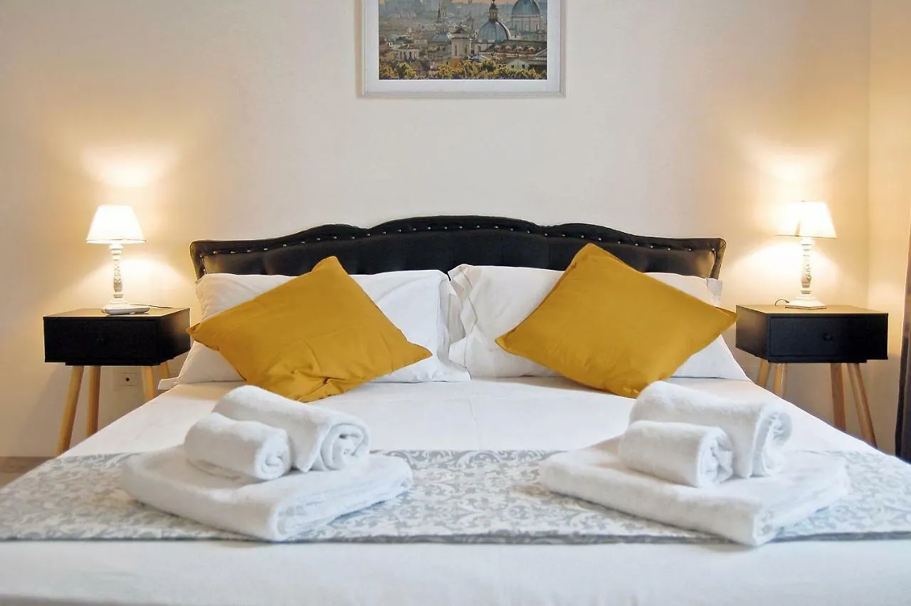 Pompeo Magno White Luxury Apartment Rom Italien