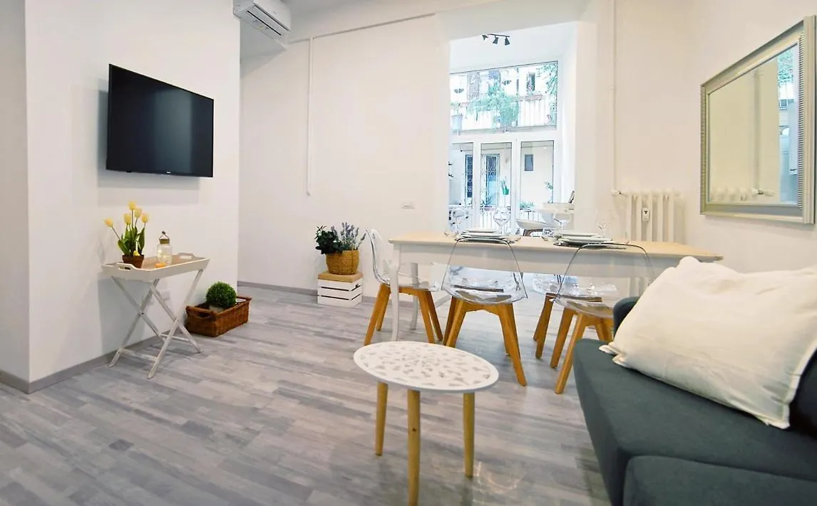 Pompeo Magno White Luxury Apartment Rom 0*,